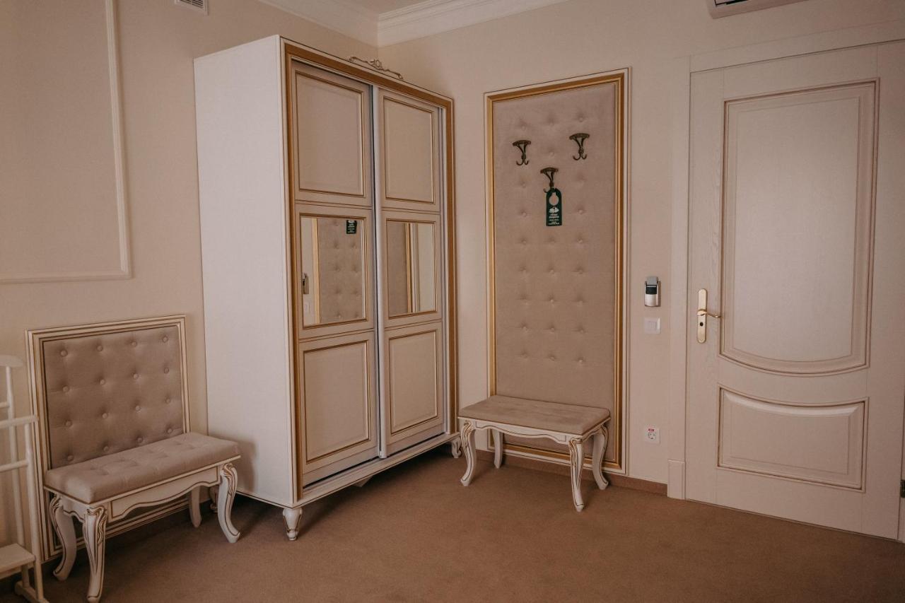 Zastava Uman Hotel Dmytrushky Bilik gambar
